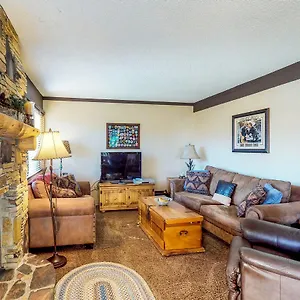 Mammoth & Racquet Club #131 Apartment
